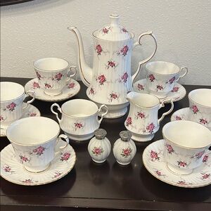 Vintage Princess House by Hammersley Windsor Rose fine bone china tea/coffee set